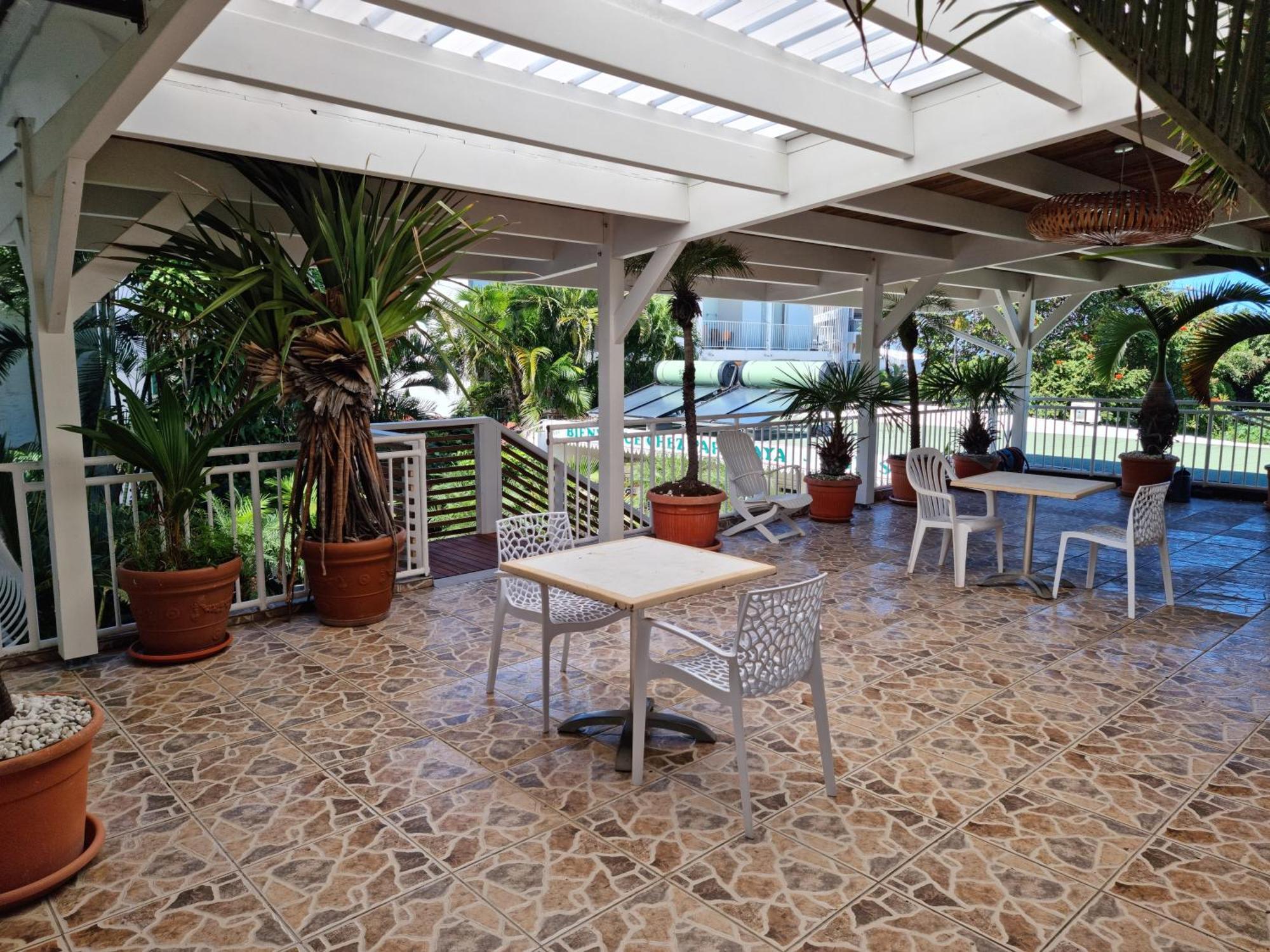 Hotel Chez Papa Daya سانت بيير المظهر الخارجي الصورة