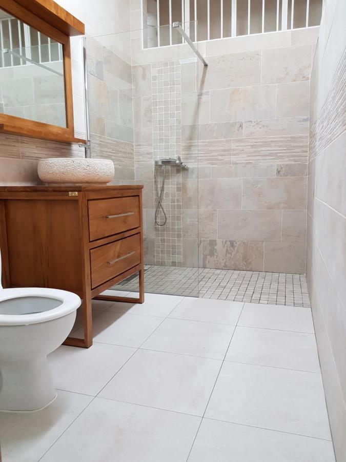 Hotel Chez Papa Daya سانت بيير المظهر الخارجي الصورة
