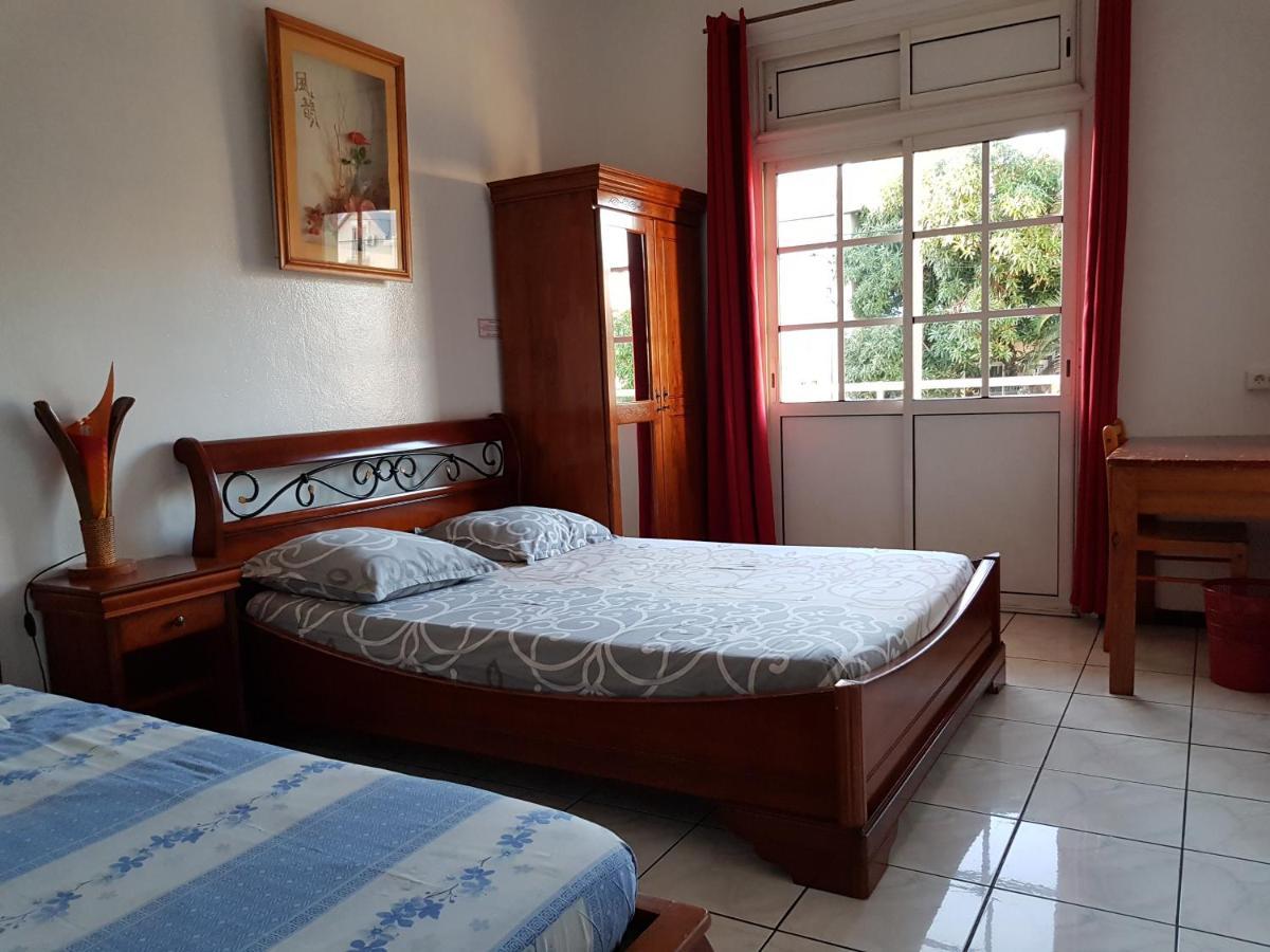 Hotel Chez Papa Daya سانت بيير المظهر الخارجي الصورة